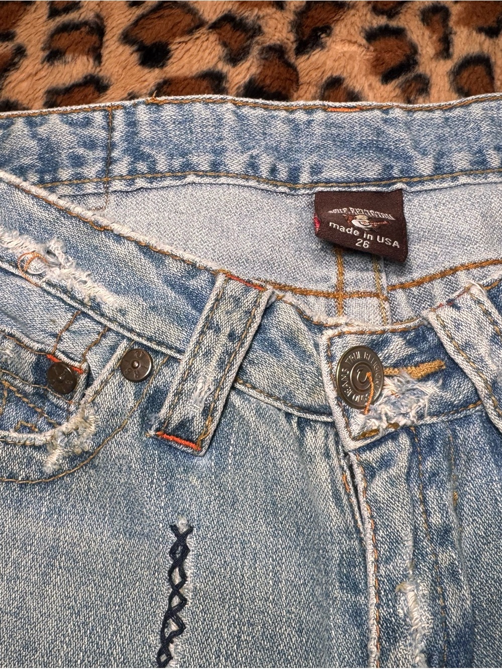 2004 RARE TRUE RELIGION - Picture 2 of 7